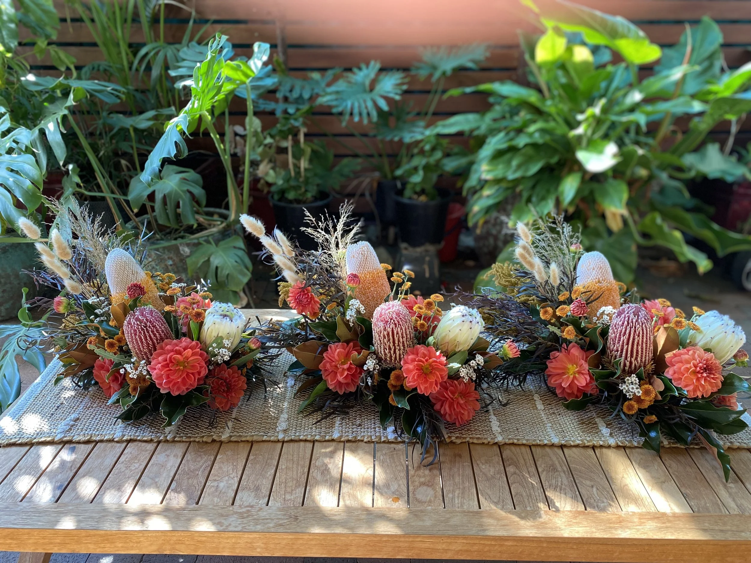 vibrant autumn native table arrangements.jpg