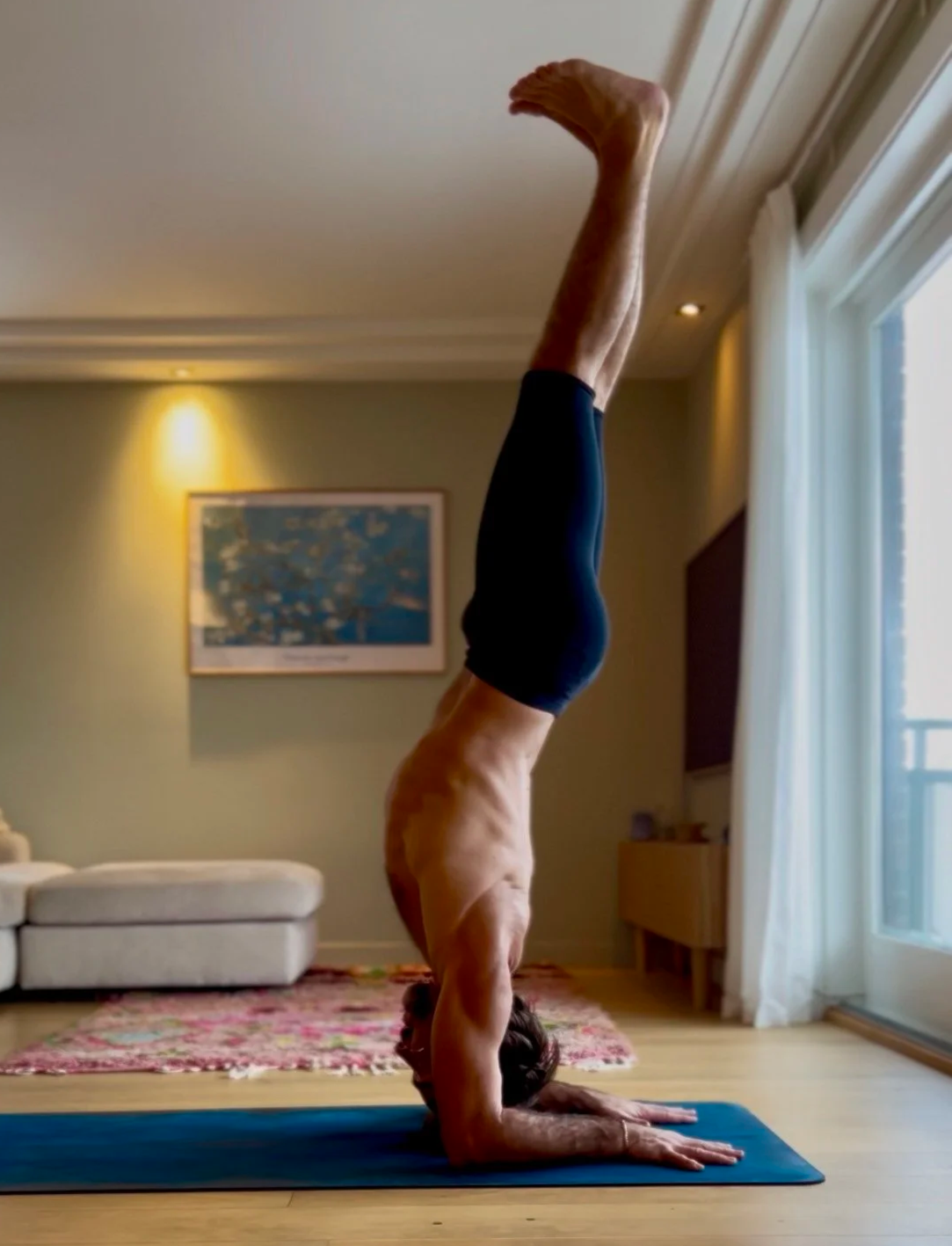 How to Pincha Mayurasana