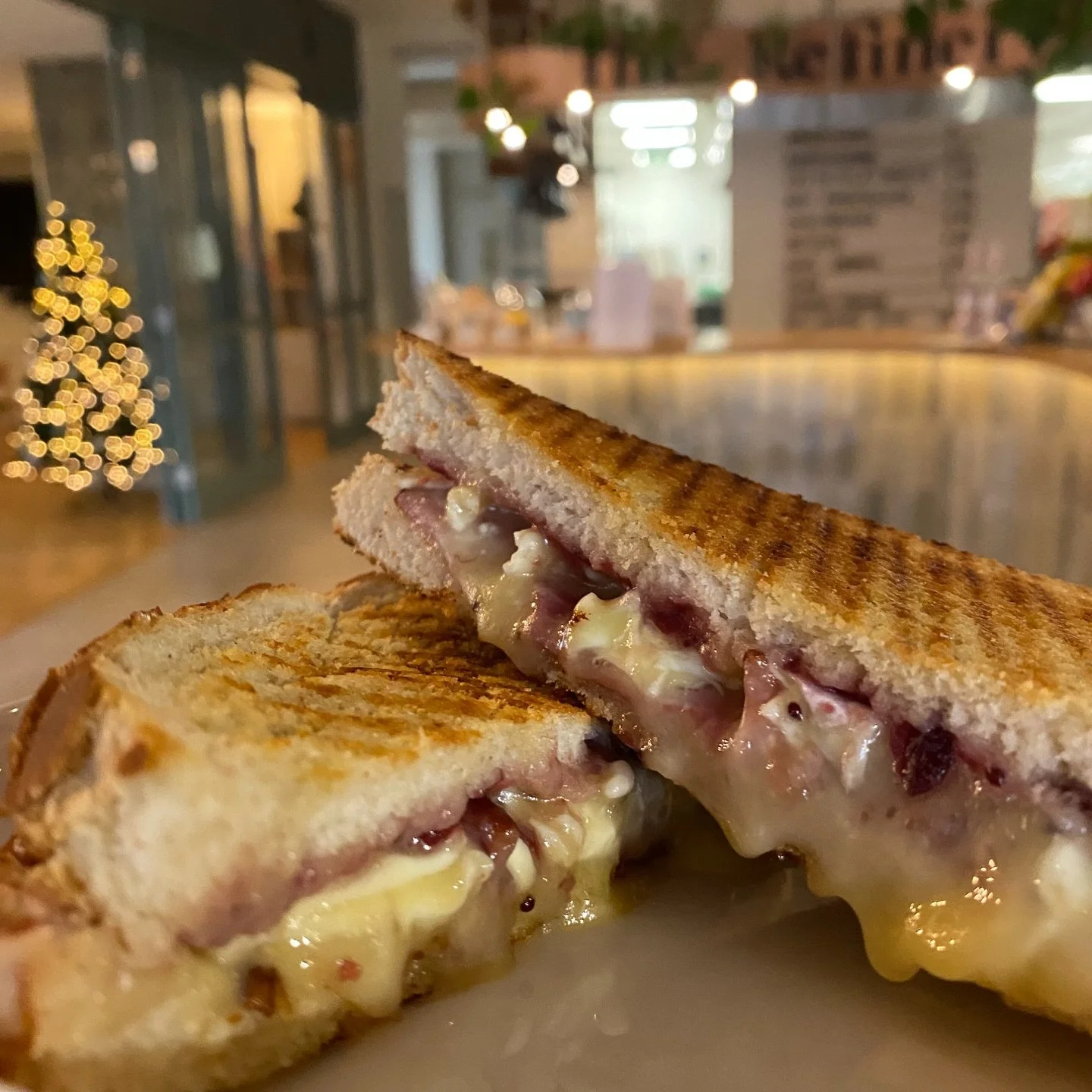 Bacon, Brie and Cranberry toasties 😋 The lunch favourite this week! Gooooey goodness