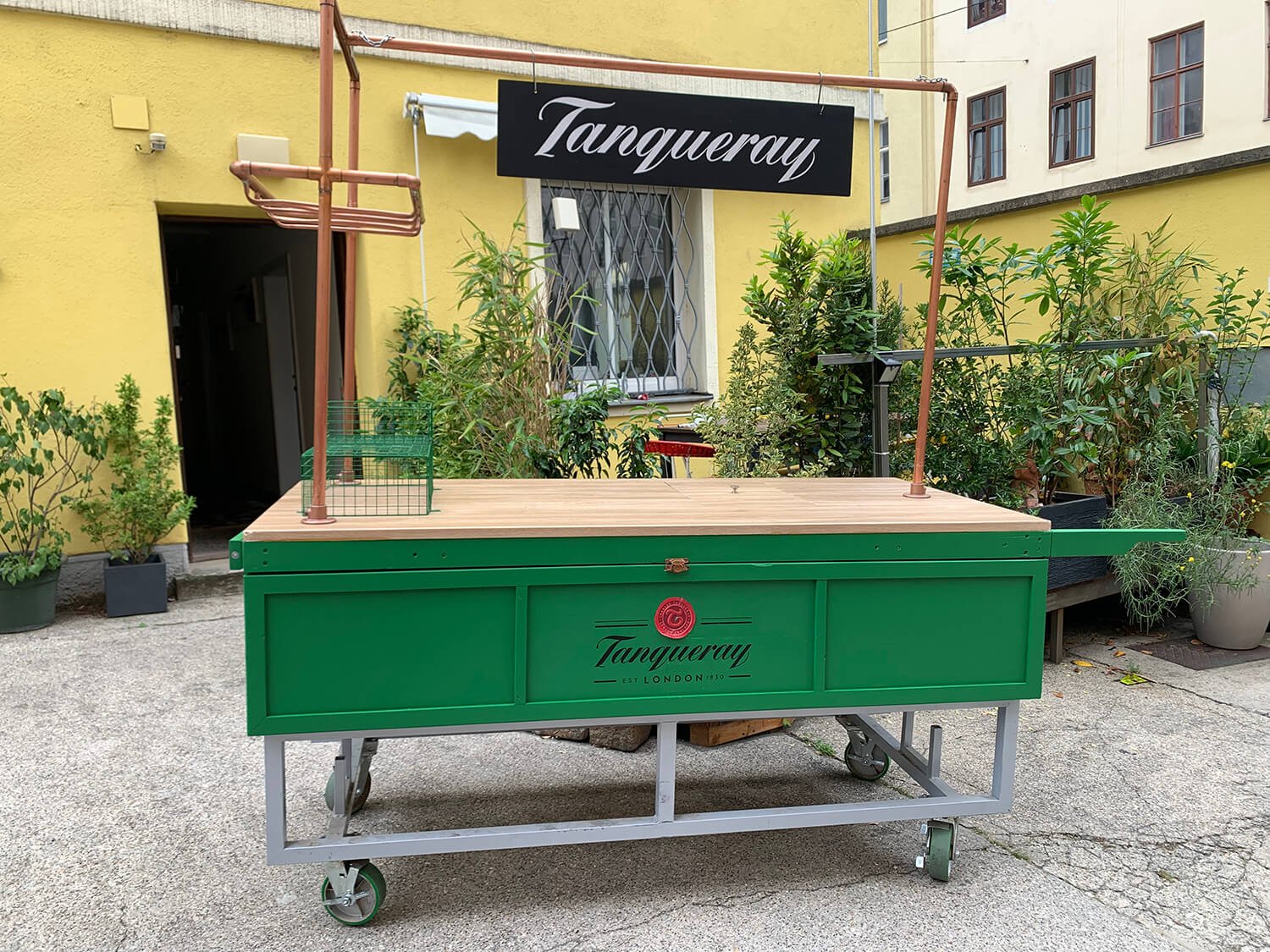 Sonderkonstruktion Bar