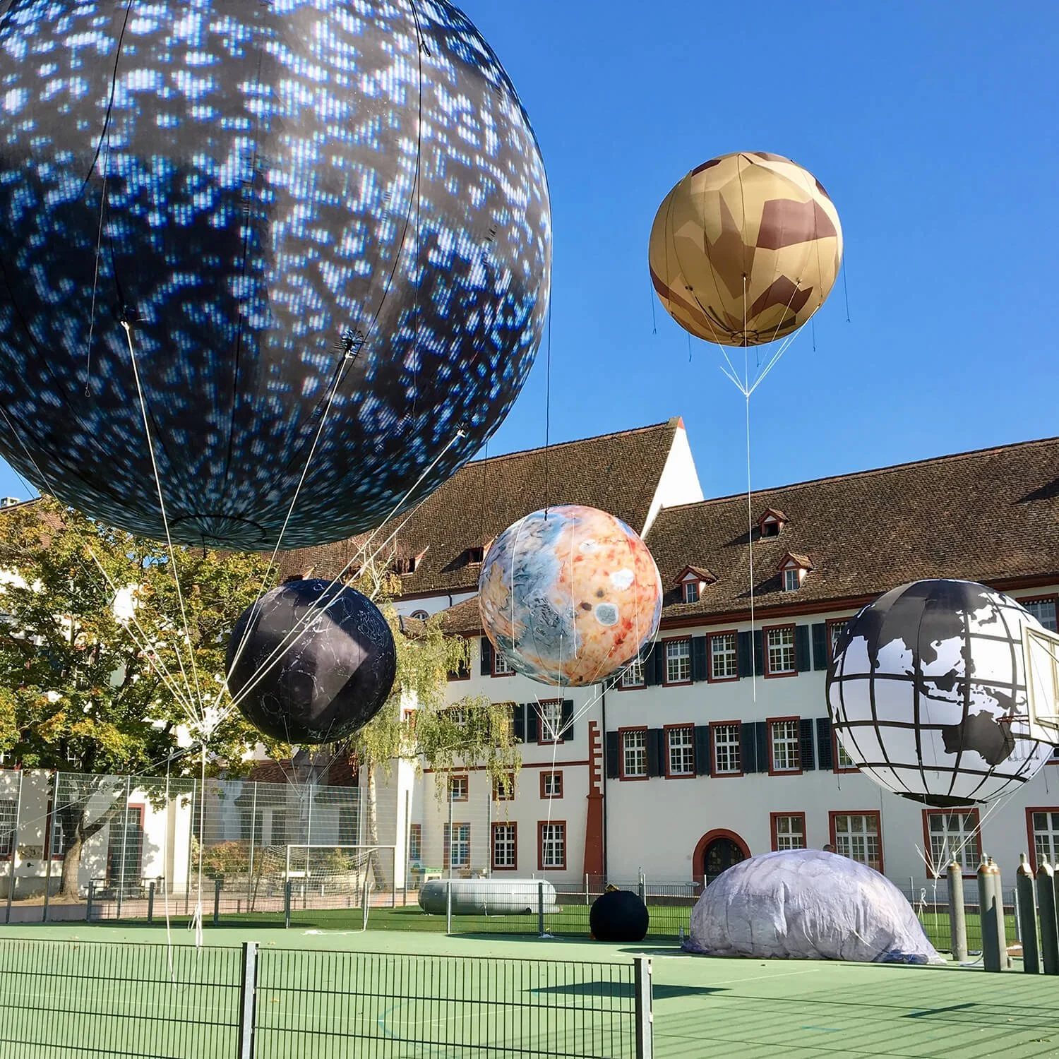 Kunstinstallation für Littmann