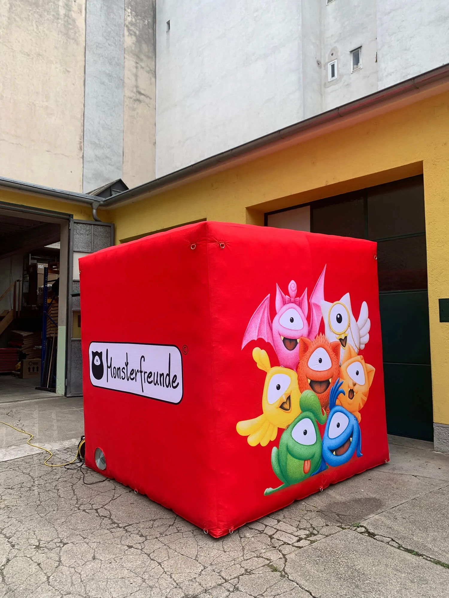 Inflatables Quader Werbung