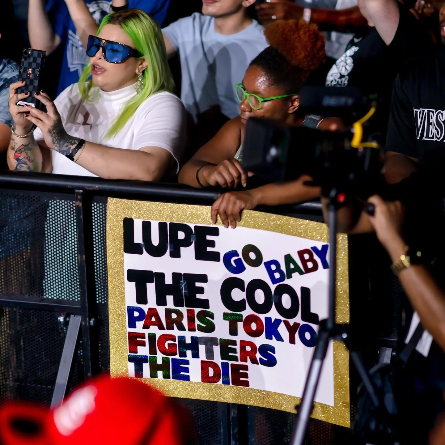 A look at one of our fav concerts signs 🔥

The fans always make @fortress_presents shows special.

#music #wildacrelive #festival #lupefiasco #rapmusic 

📸 @waltburnsevents