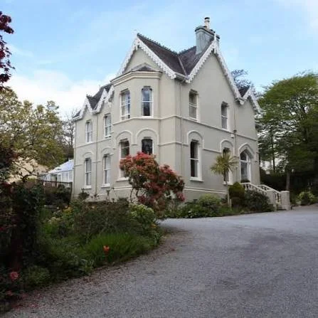 2 Nights B&B at Oakhurst