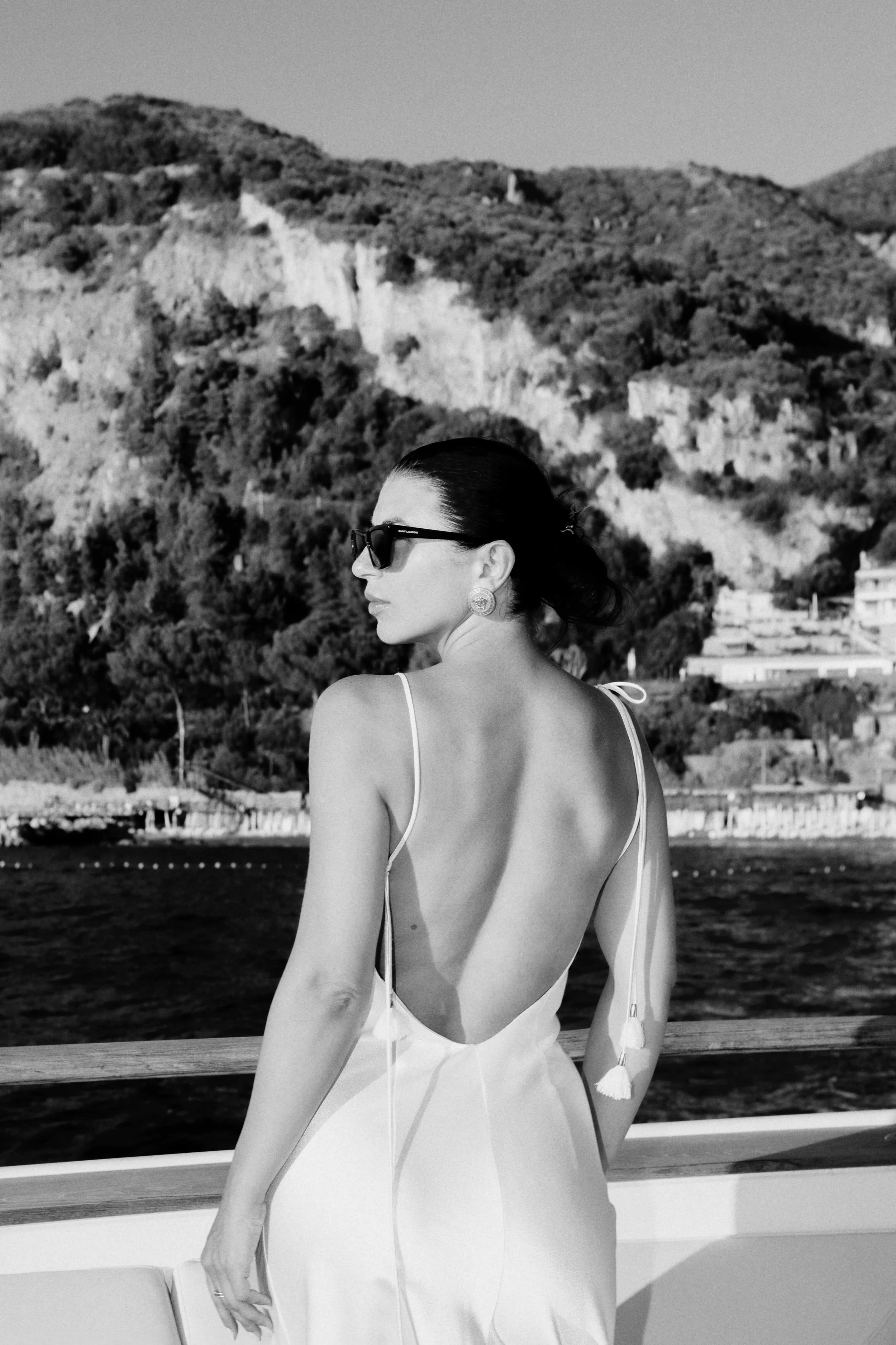 Professional photographer capturing guests on a Capri private tour