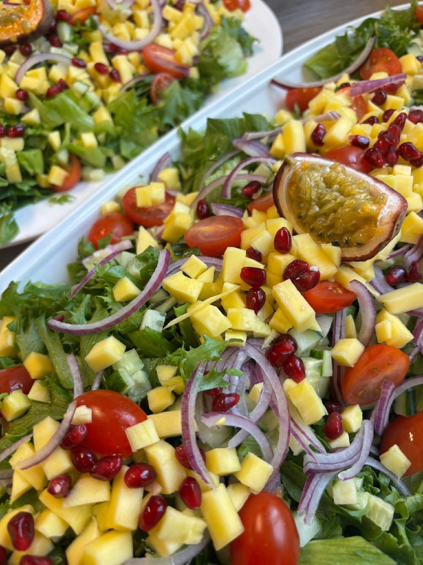 🌸Mango- koriandersalat
🌸Argentinske villreker med smak av Thailand
🌸Bugnefat med oster, skinker, kjeks og frukt
🌸Baconsurrede dadler
🌸Hjemmelaget Albondigas
🌸Scampikaker

MUMS! 
Vi &oslash;nsker dere alle en riktig god p&aring;ske 🐣

#grevestu