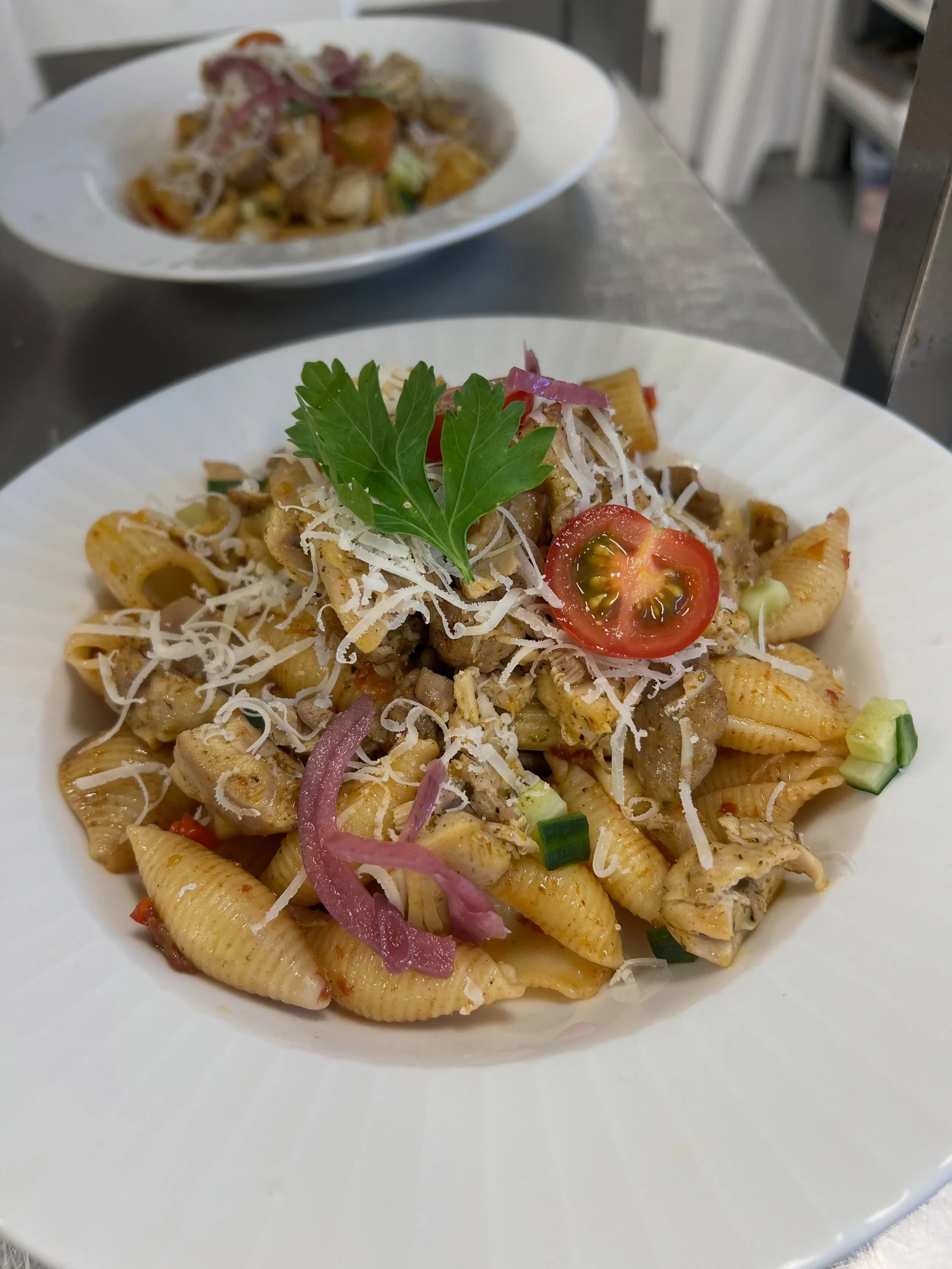 G&aring;rsdagens arbeidsm&oslash;te 🌸 
Deilig kyllingpasta og eplekake 😮&zwj;💨

#grevestua #oddfellowski #catering