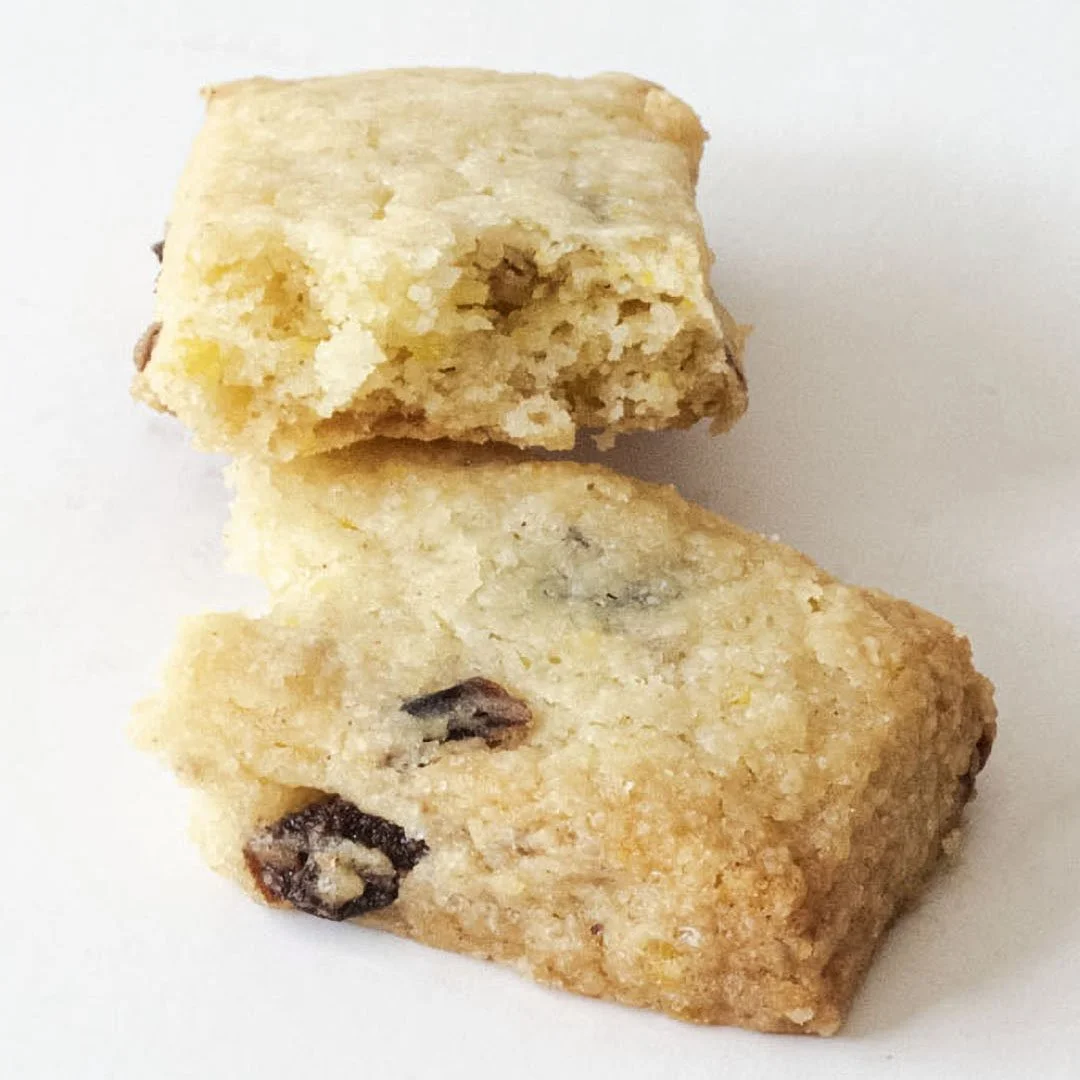 biscuit-cranberries-orange-1x1-COUPE-(c)-mbpatisserie.jpg