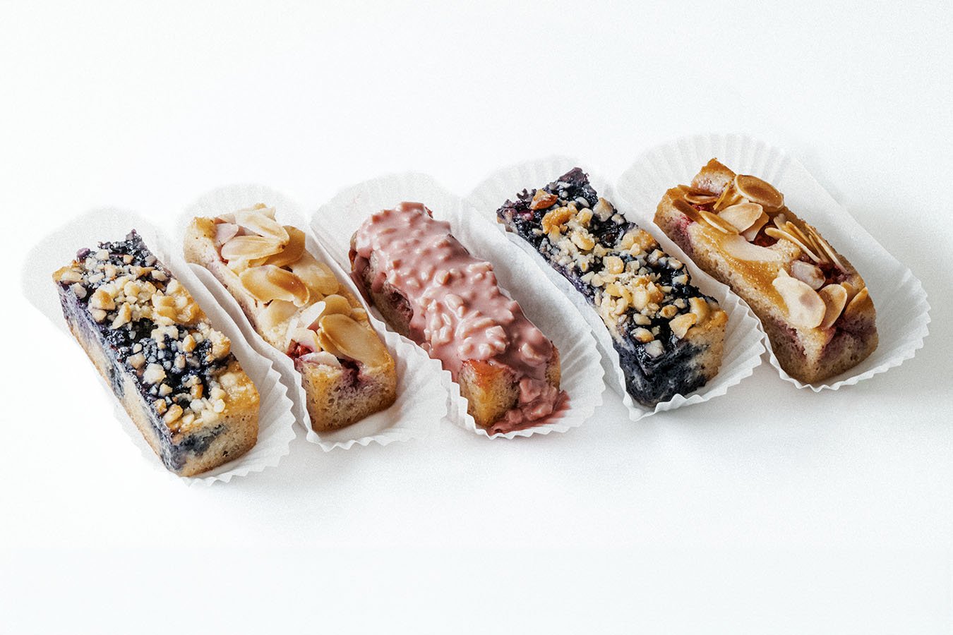 financiers-3x2-FDM24-(c)-mbpatisserie.jpg