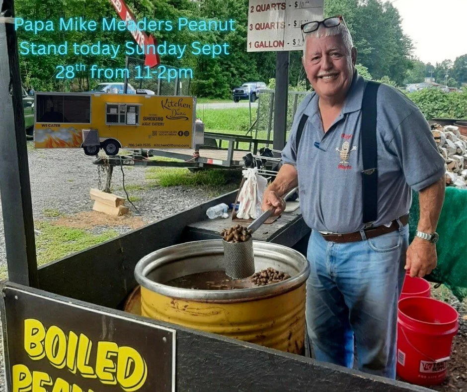 Come see us at Papa Mike Meaders Peanut Stand TODAY (Sept 28th) from 11am&ndash;2pm! 🥜🔥 We&rsquo;ve got the eatery, Papa Mike&rsquo;s got the peanuts&hellip; together it&rsquo;s the perfect Sunday stop 🙌

#KitchenOfDana #PapaMikesPeanuts #SundayPl