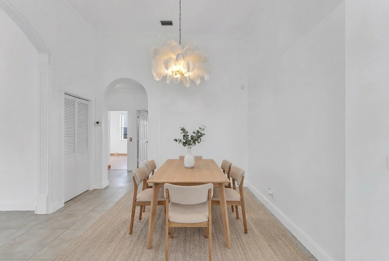 bd77cff2-0f15-478a-a3c3-fd416dd8c722 Large.jpeg