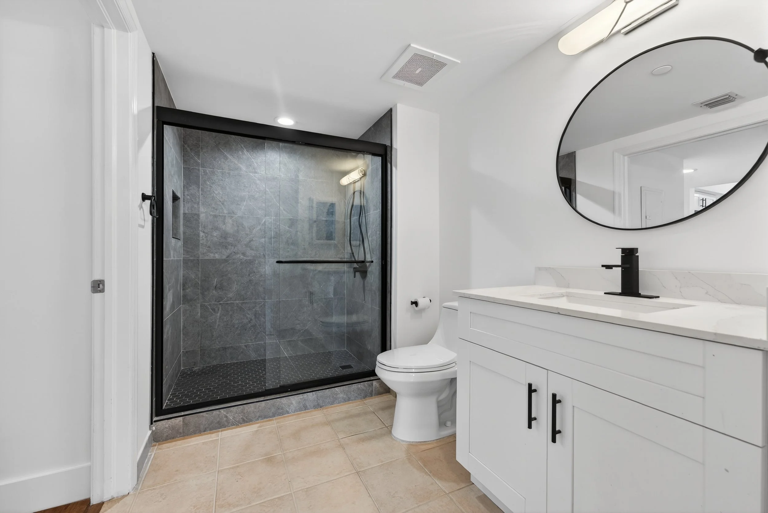 17-print-360 Realty Photos LLC-8.jpeg