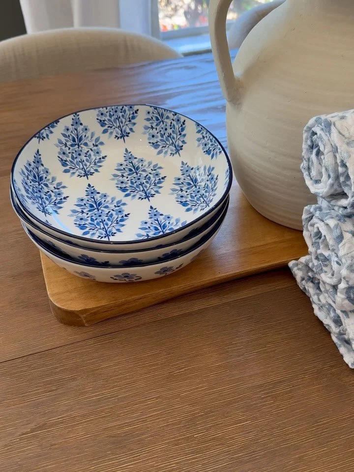 🪻Spring is here🪻

Throughout this week we will be showing you our beautiful spring pieces we will have on our website! Stay tuned 🍋🍋

Message us! 
💌hello@langandlavender.com
🌿www.langandlavender.com