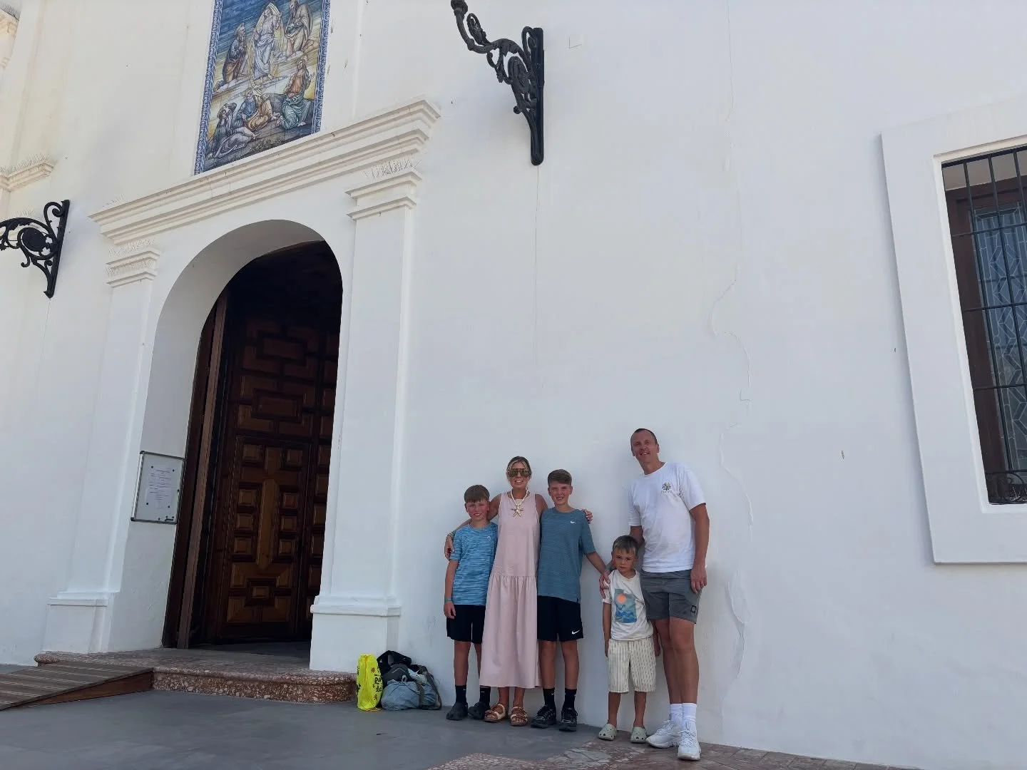 Hello March 🌷 

After a quite but restful start to the year i am ready to get back to full swing busy season 🌸🌸

I am so looking forward to the variation in weddings i have coming up this year! 

If your new here  Im Mel, born and bread Edinburgh 