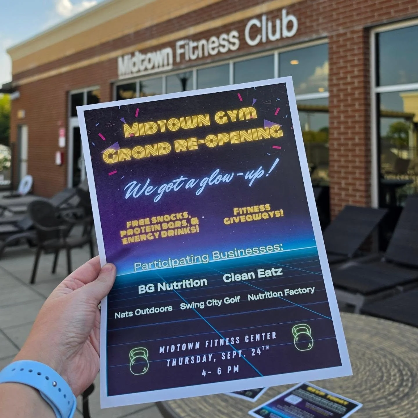 A resident event you don't want to miss! 

📍Thursday, September 24th |  4 - 6 PM

Meet us at the rooftop for fun, food, drinks, and tons of giveaways! 

You'll find poolside drinks from BG Nutrition @bgnutritionclub and protein snacks from Clean Eat