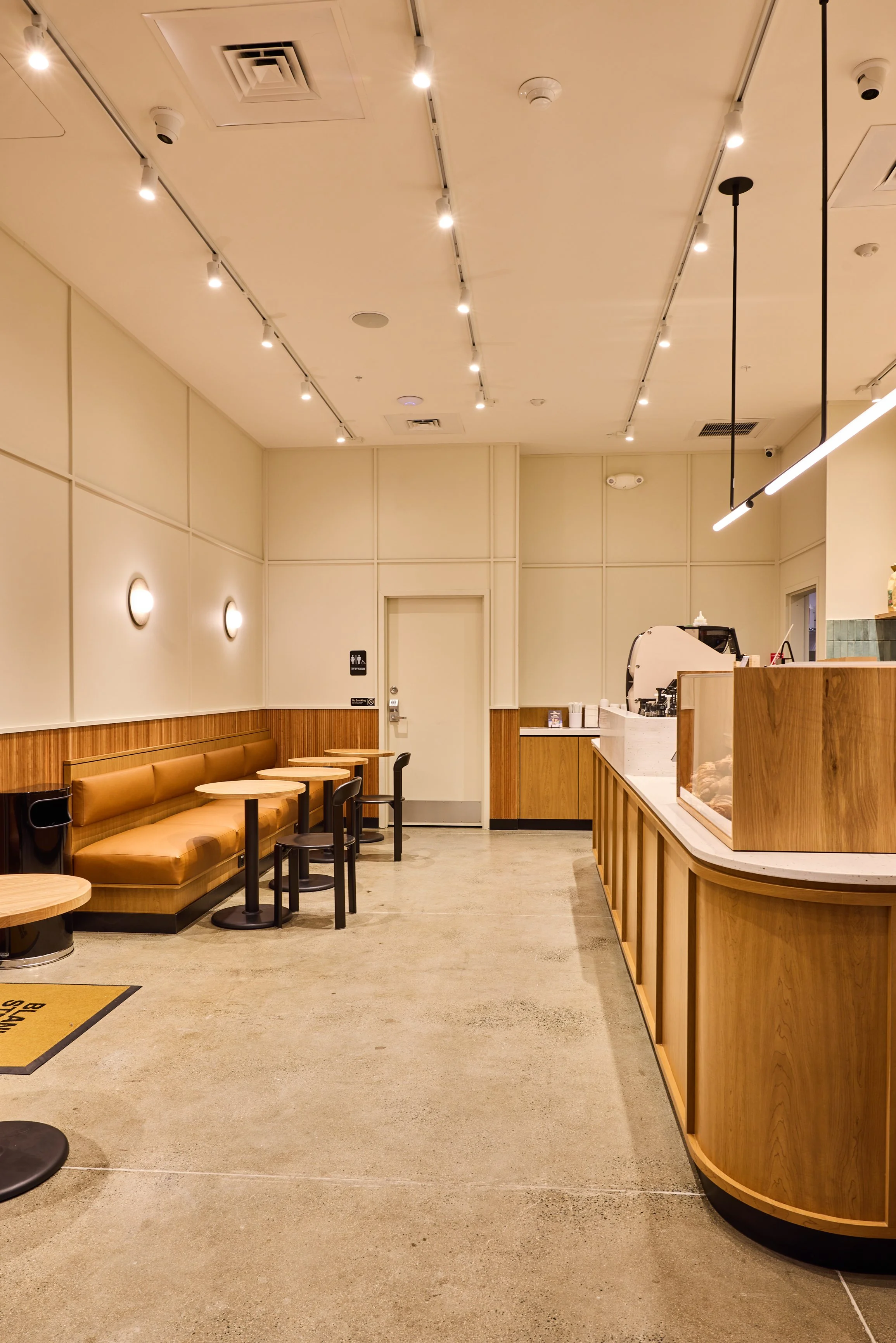 coffeeshop-2.jpg