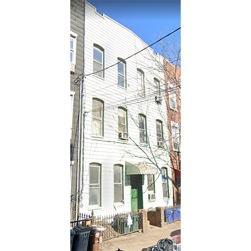 6 Residential Units |
Metropolitan Avenue, E. Williamsburg |
$499,000 Cash-out