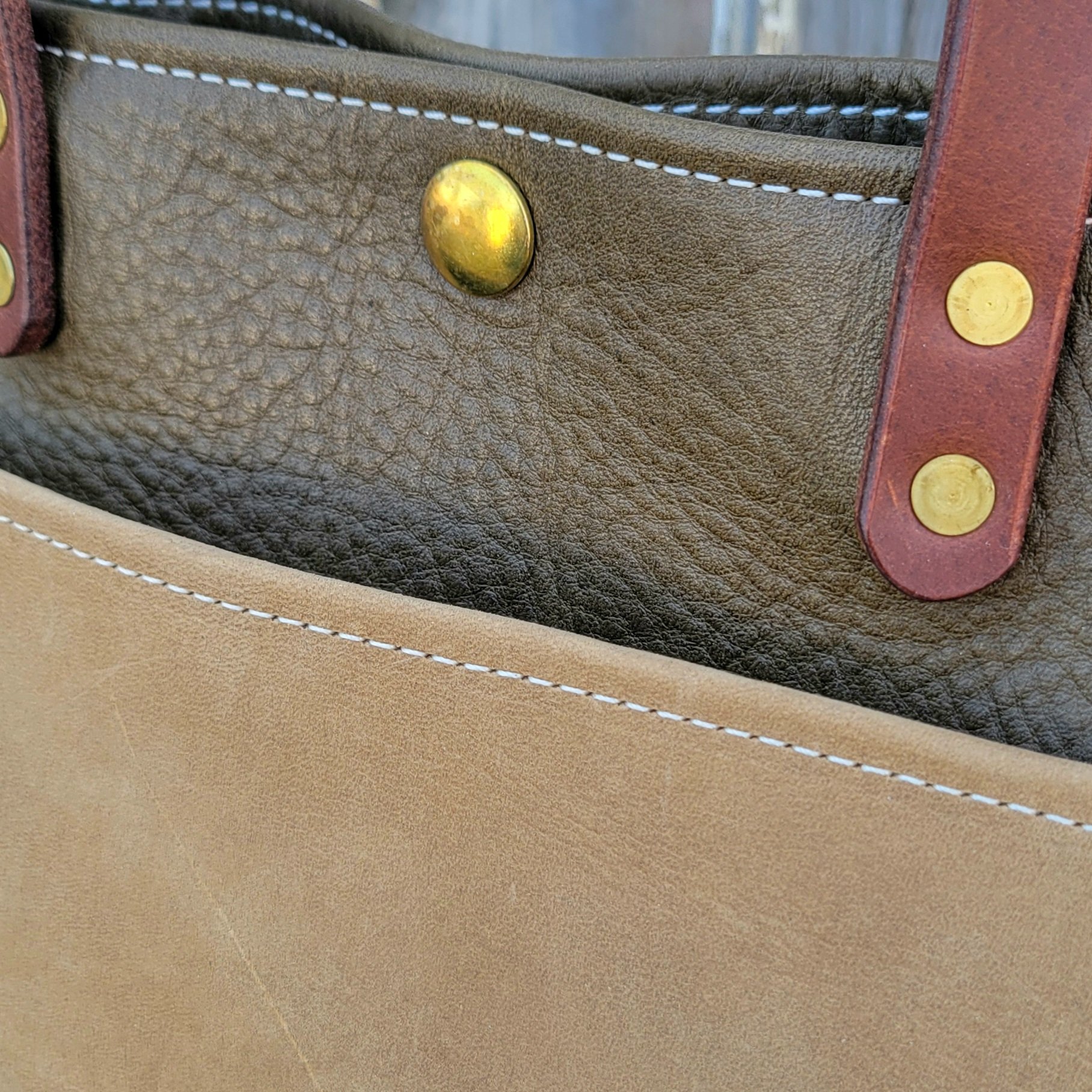 Olive Mini leather tote with tan pocket