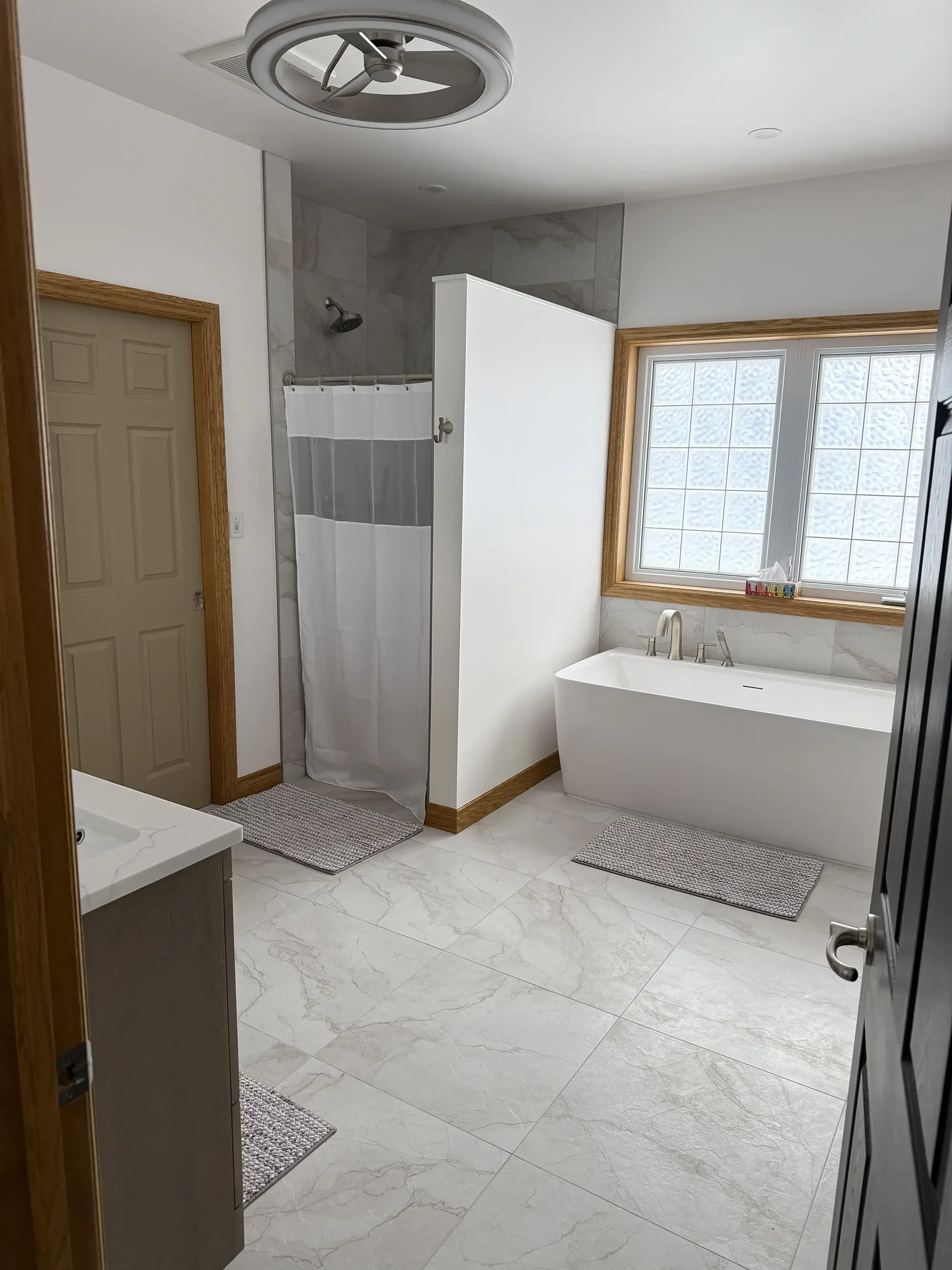Ensuite-bathroom-renovation.webp