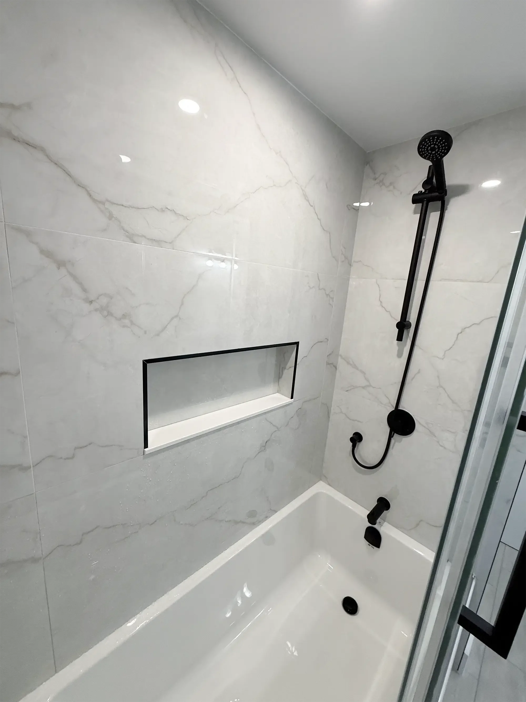 Ensuite-bathroom-renovation.webp