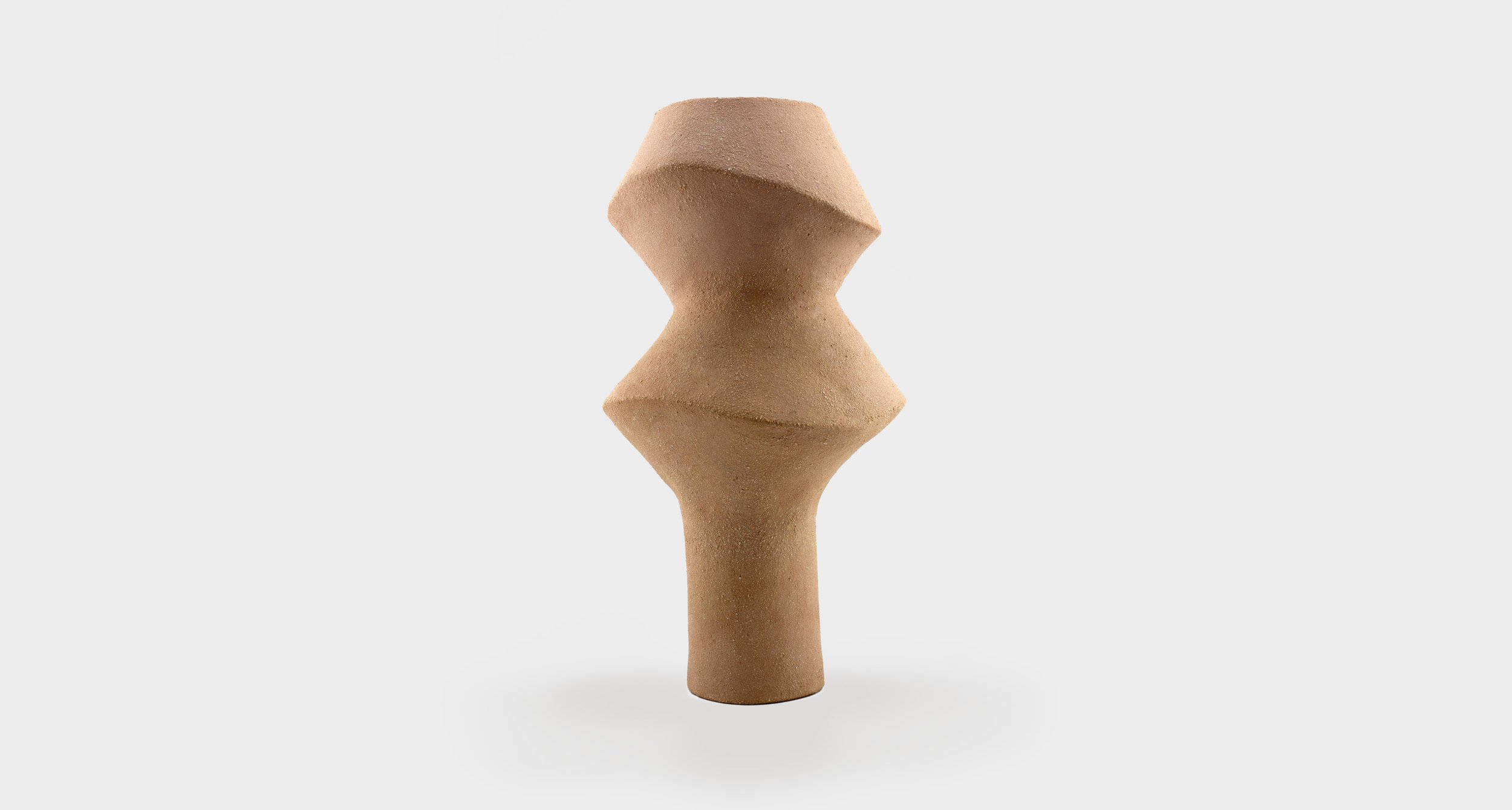 LEOKA-Vase-(2).jpg