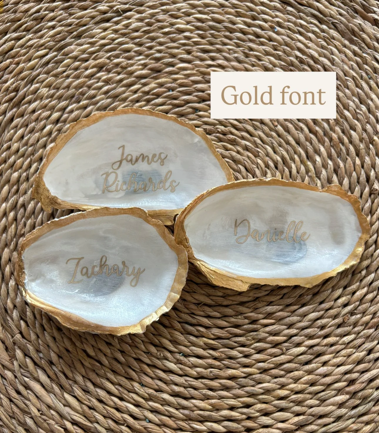 oyster shell escort or place cards, oyster shell cards, oyster shell names, pearlescent oyster shell, oyster shell gift, oyster shell wedding, oyster shell favor, oyster shell decor
