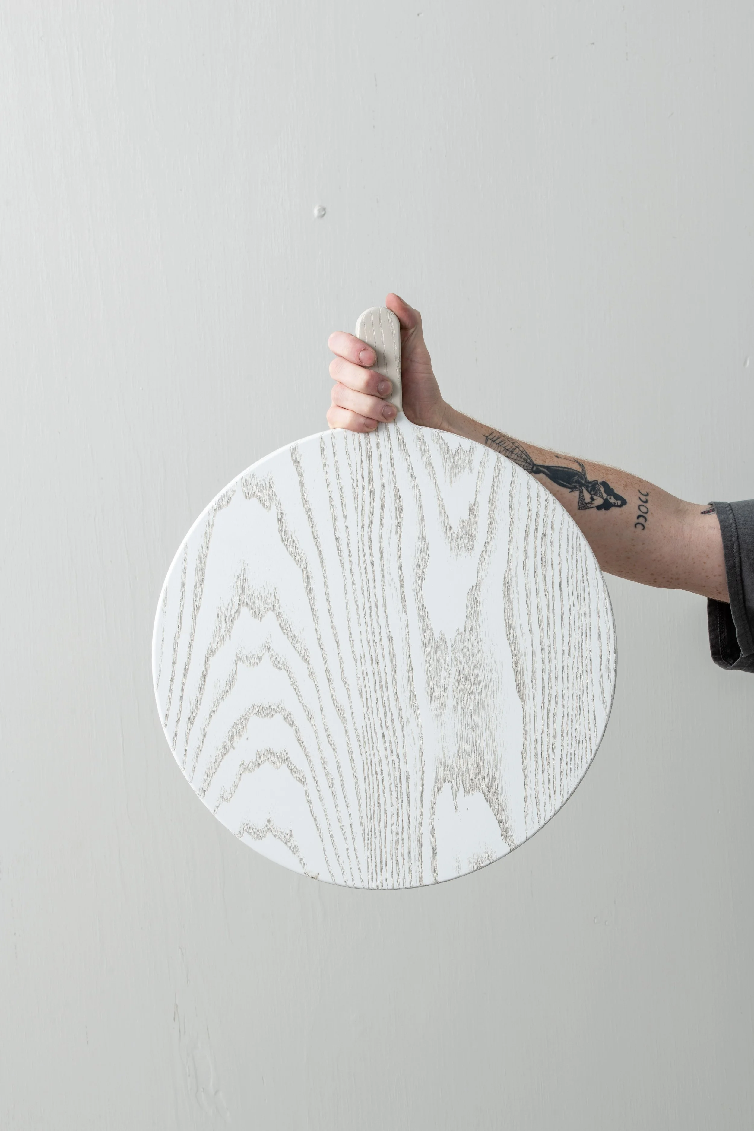 Oyster, Poppy, Round Serving Board