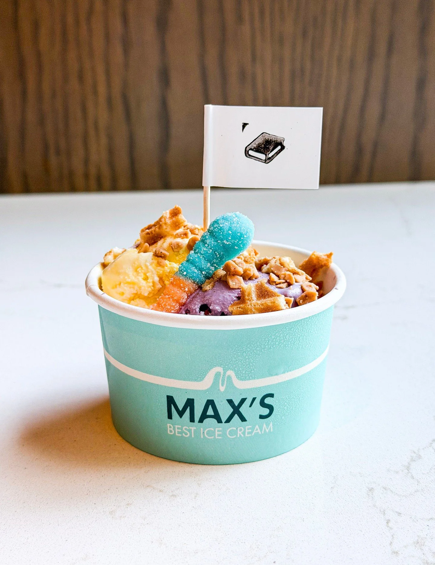 Calling all book lovers! We have the perfect Saturday afternoon plans for you...books and sweet treats. 📚🍨

This month's Community Scoop feature is the Wonderland Bookworm Delight, a mini sundae dreamed up by Gayle &amp; Amy, owners of Wonderland B