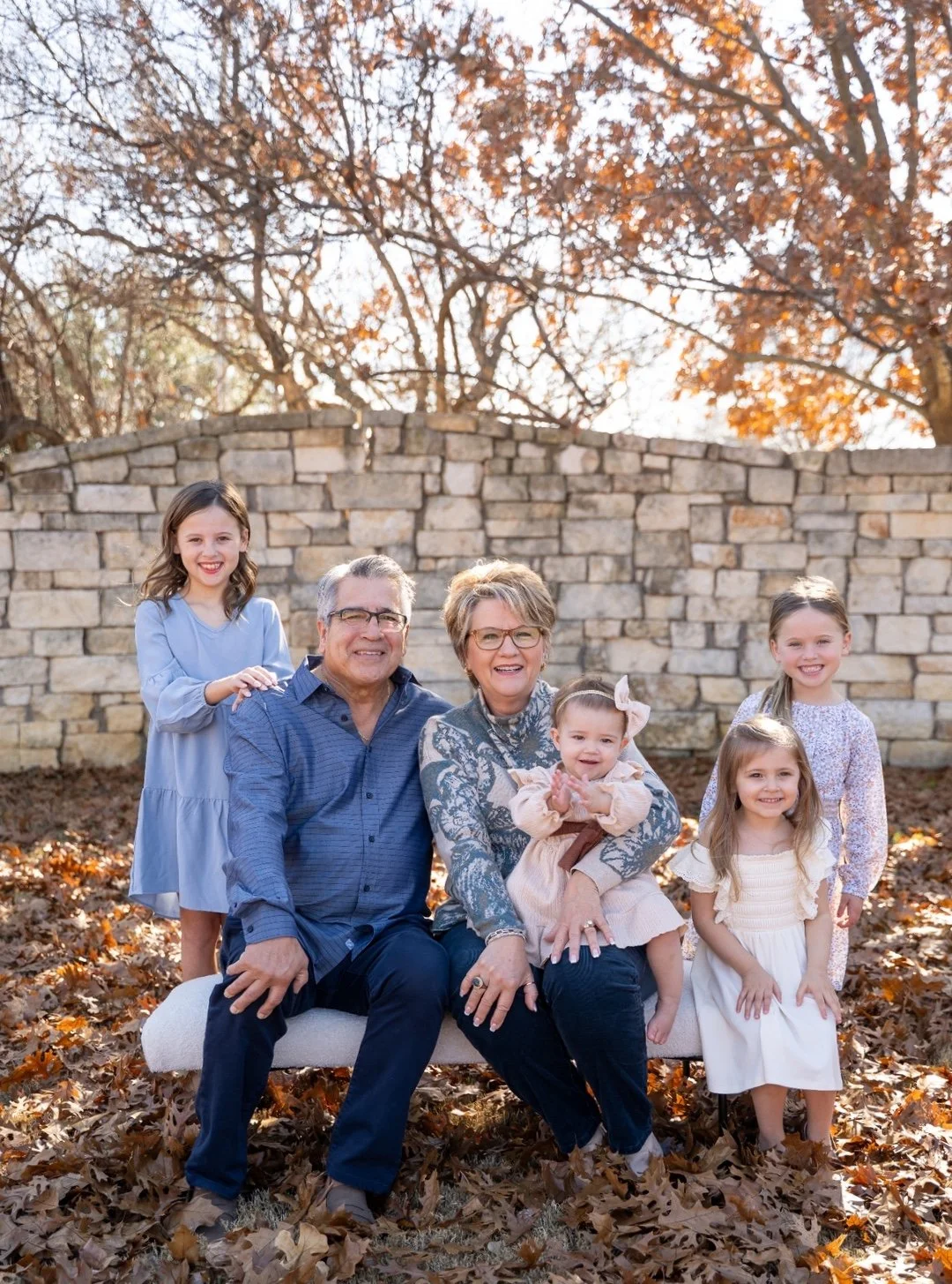 family forever 🫶 #dfwphotographer #dfwfamilyphoto #dallasphotographer