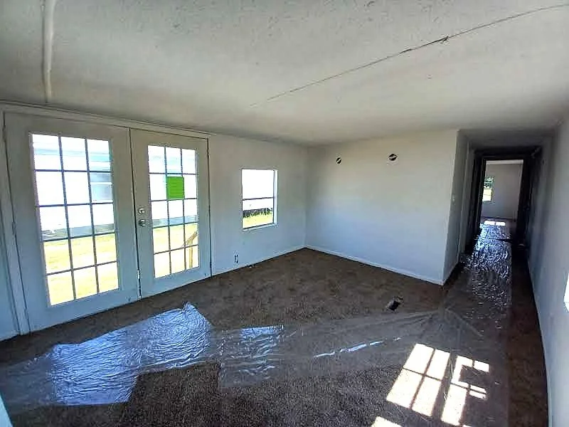 12 Living Room 3.jpg