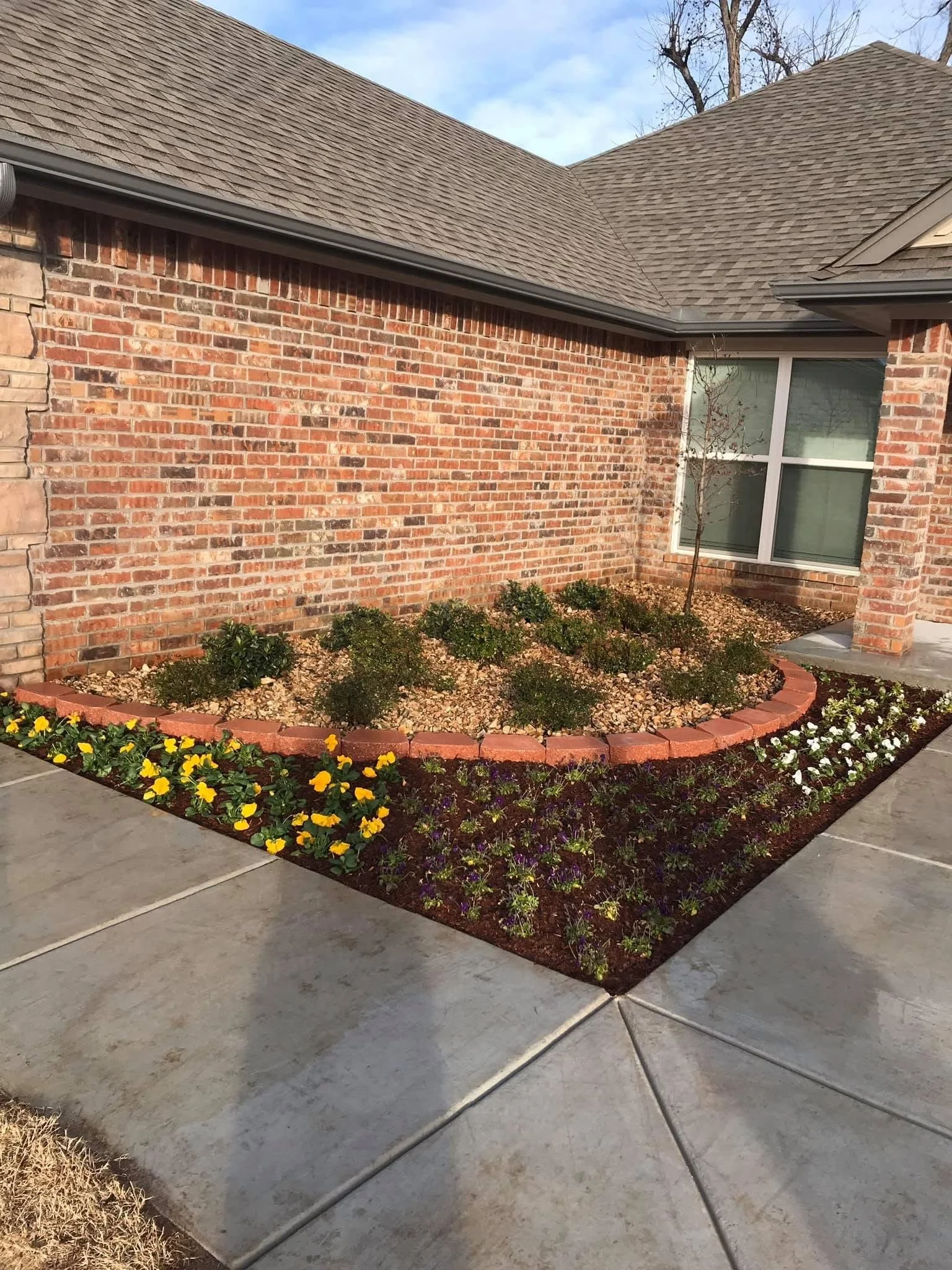 Flowerbed installation (After)