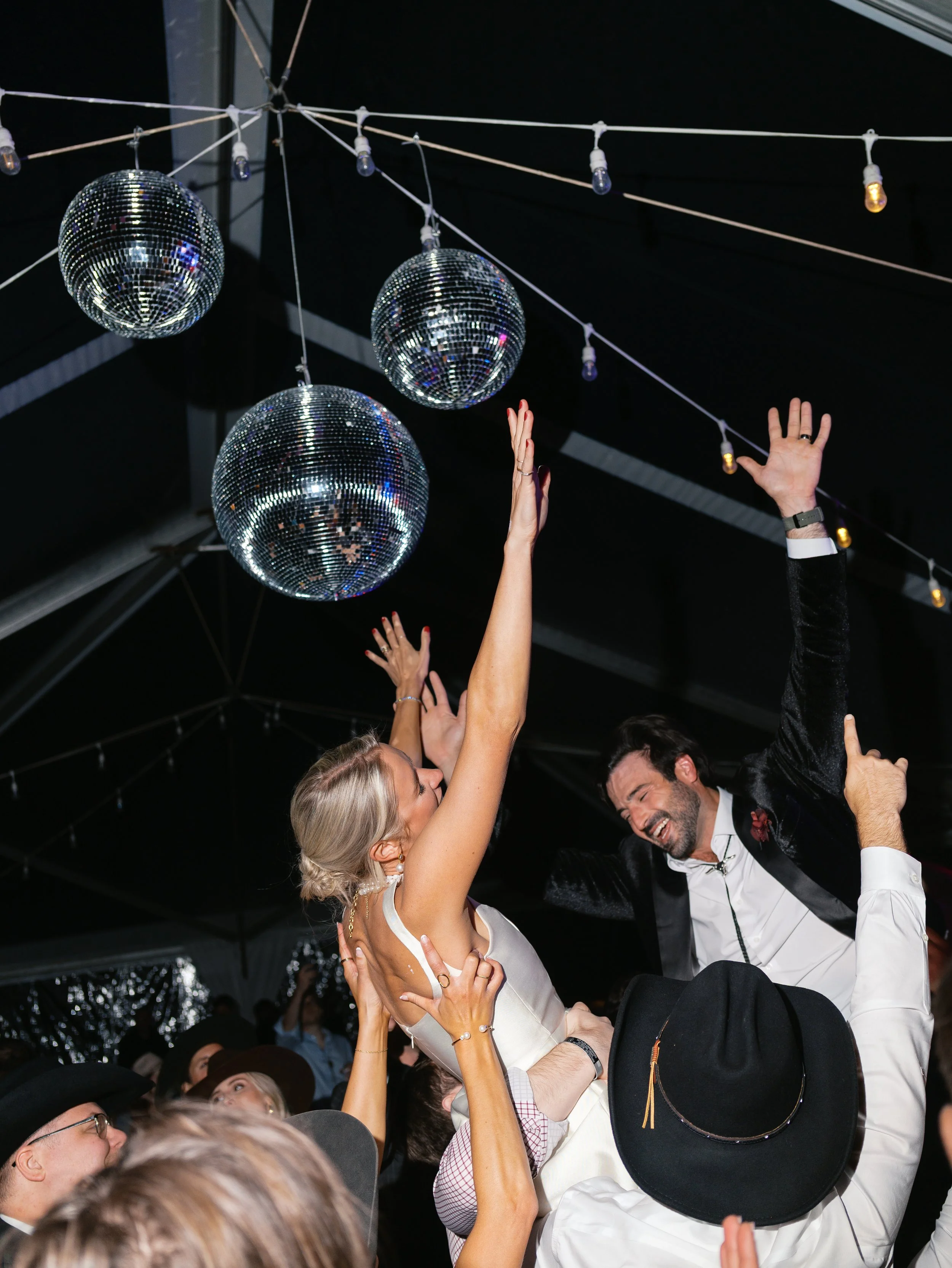 VirginiaWeddingDayDarbyBoboPhoto-9015 (1).jpg