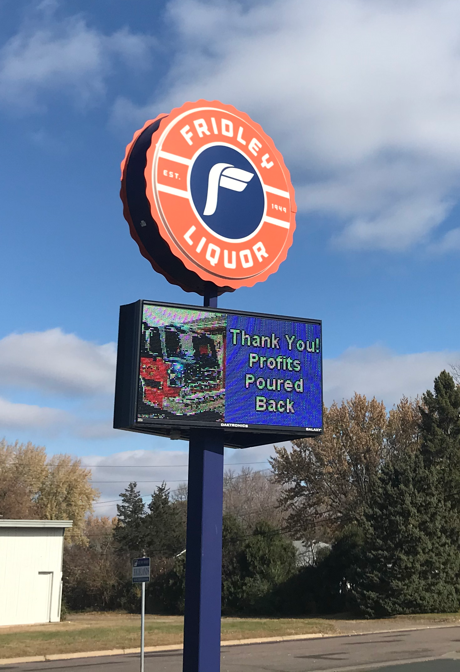 Fridley Liquor Large Sign.png