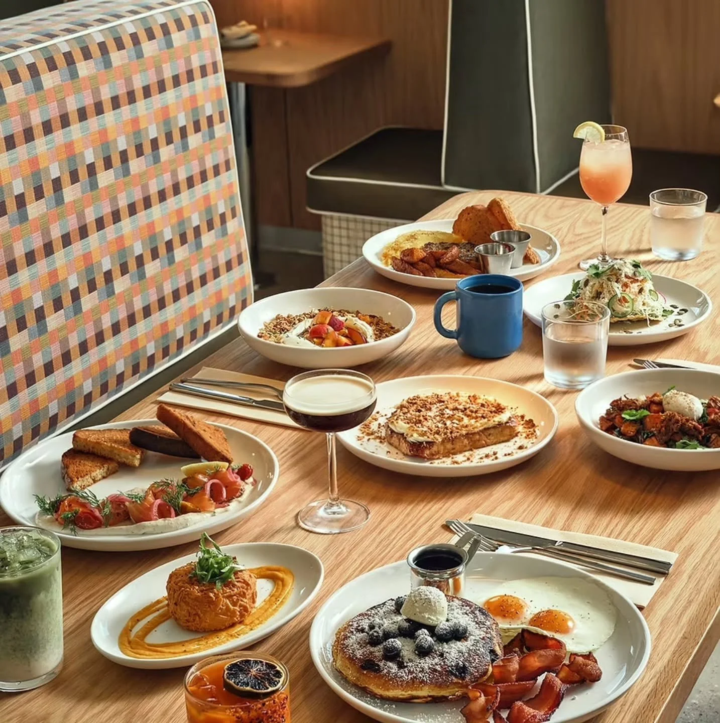 A taste of Austin, just beyond the Hill Country!

@paperboyaustin is part of Daybreak Hospitality, the culinary group behind the food and beverage experiences at The Canyon Club. Known for its ingredient driven menus, thoughtful sourcing, and relaxed