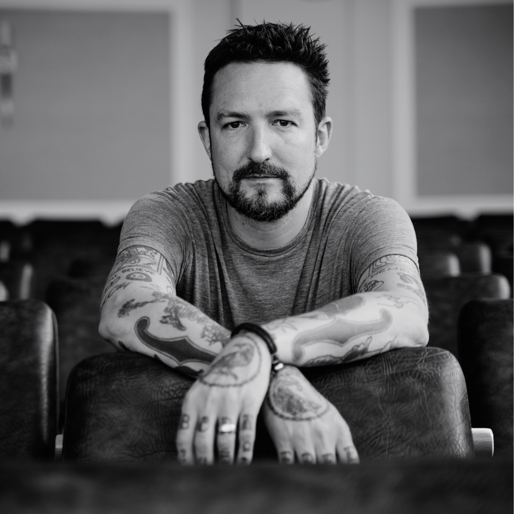 Frank Turner.png