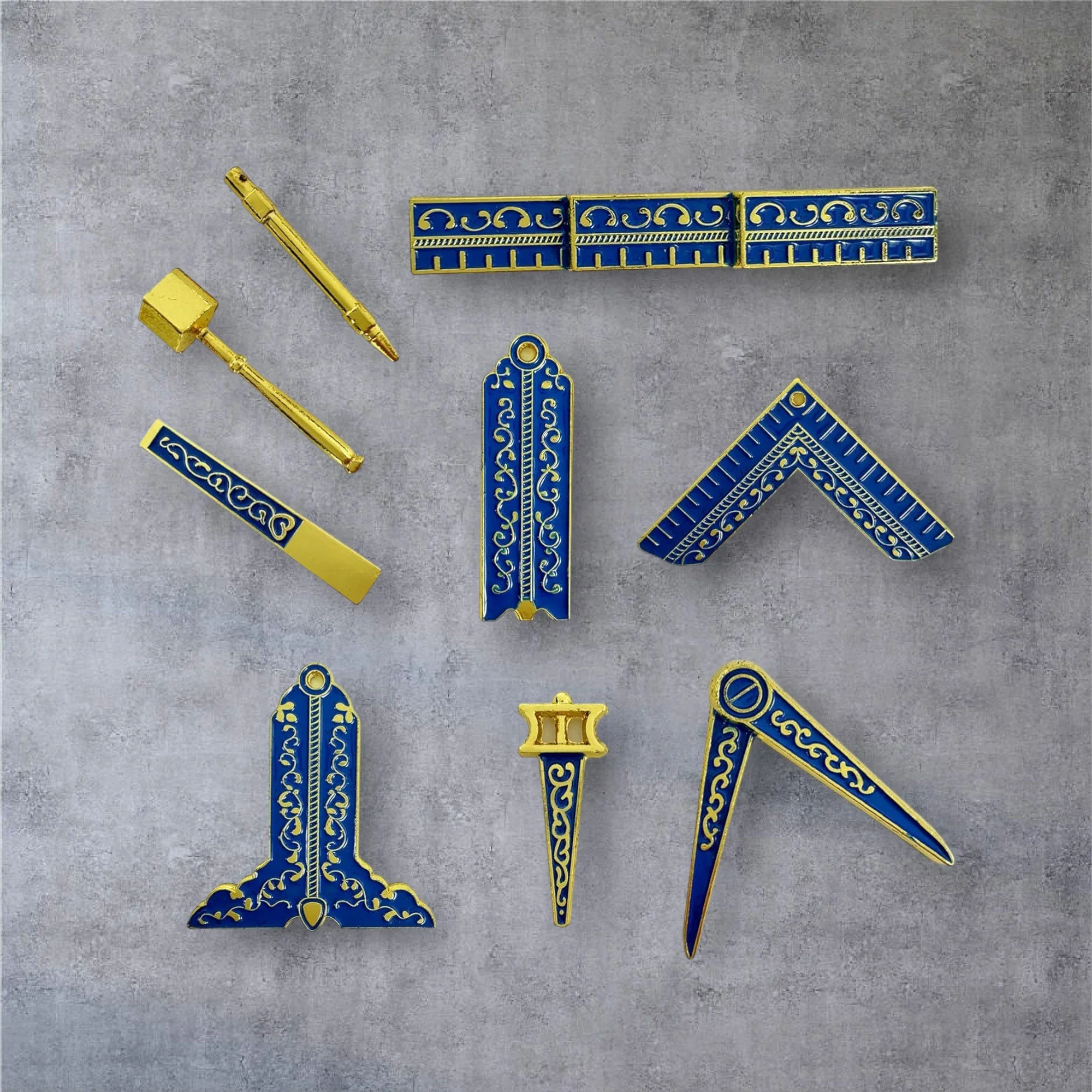 miniature working tools-Photoroom.jpg