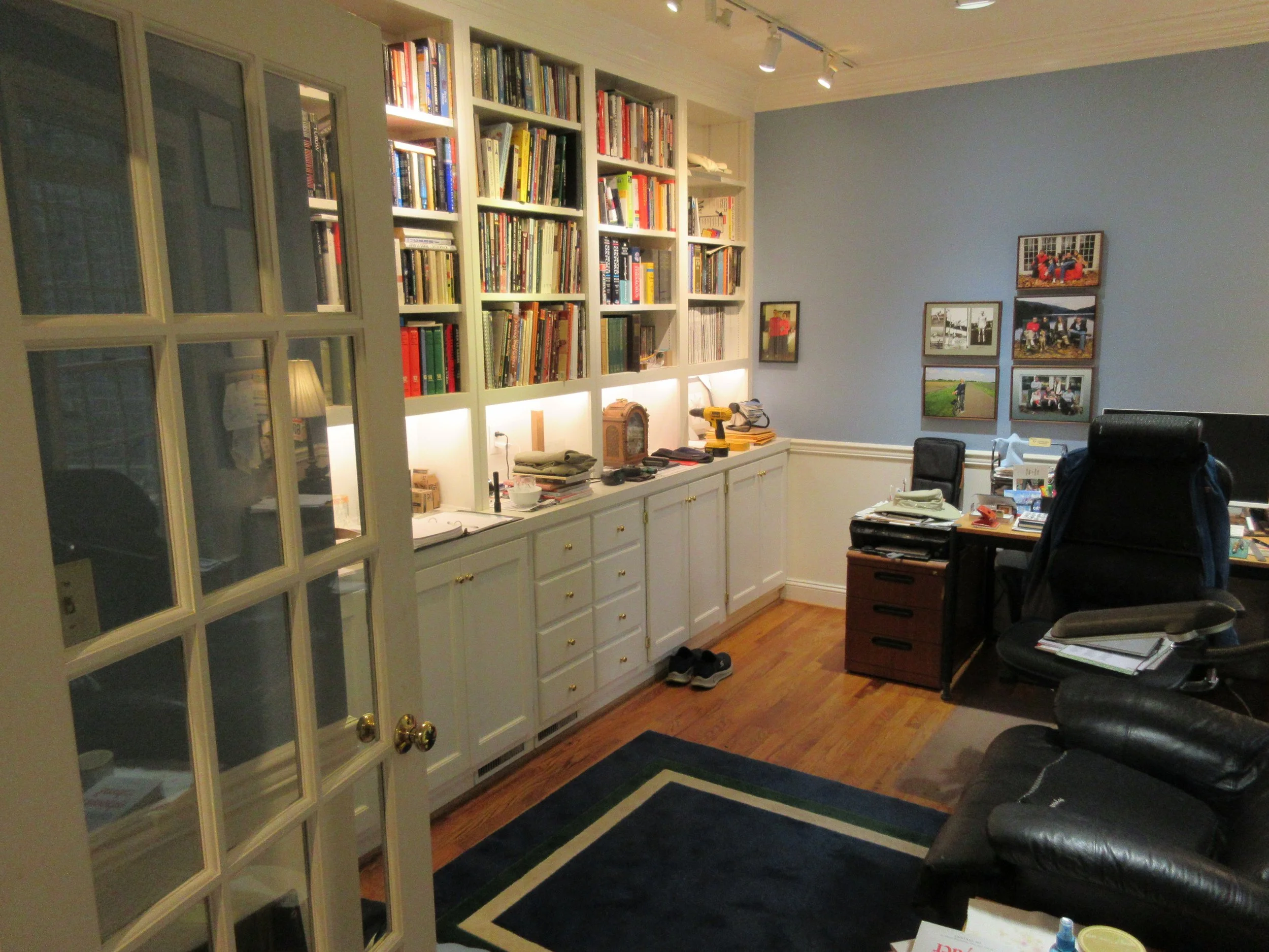 Old lay-out with wall unit