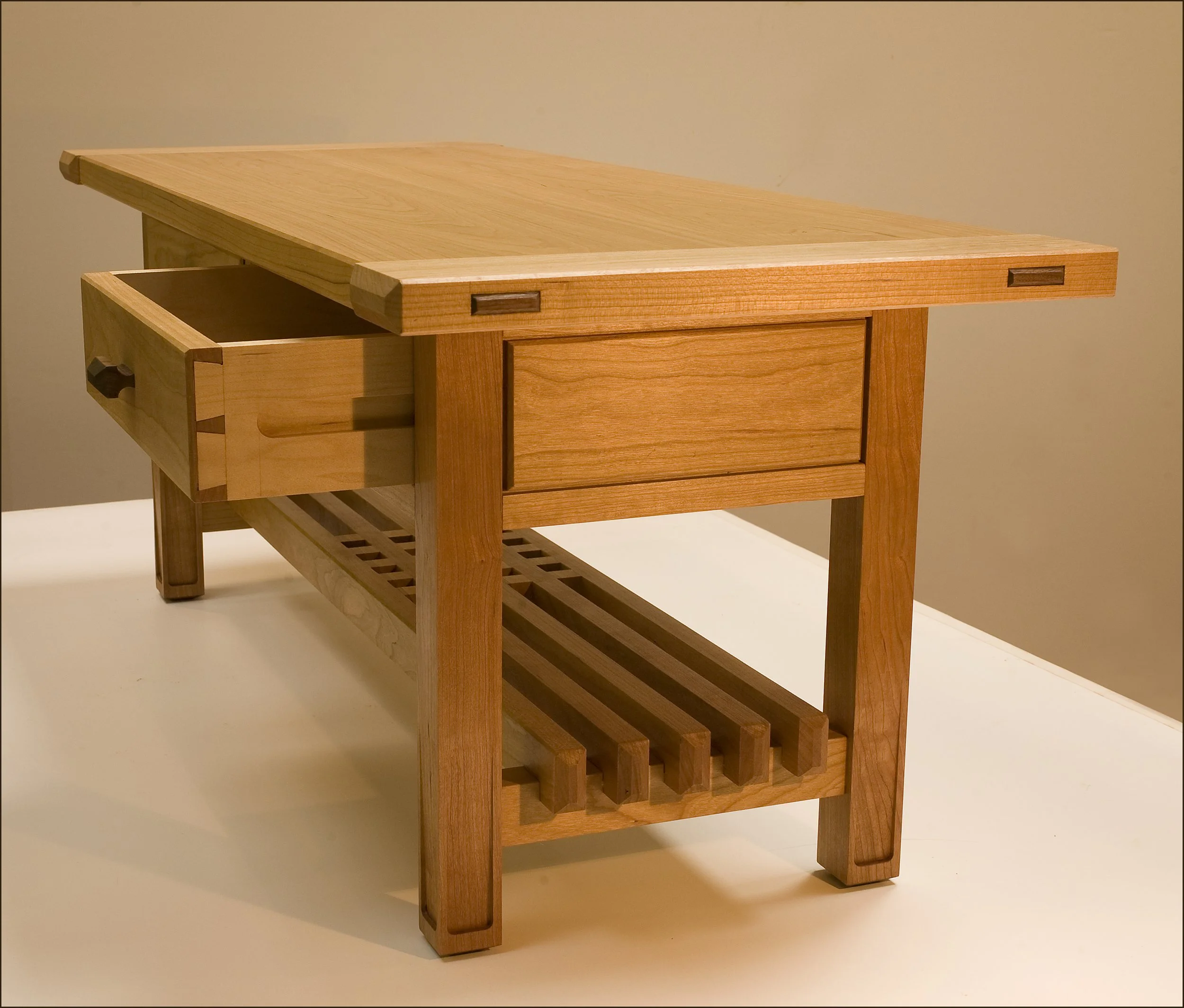 AndreCoffeTable5.jpg