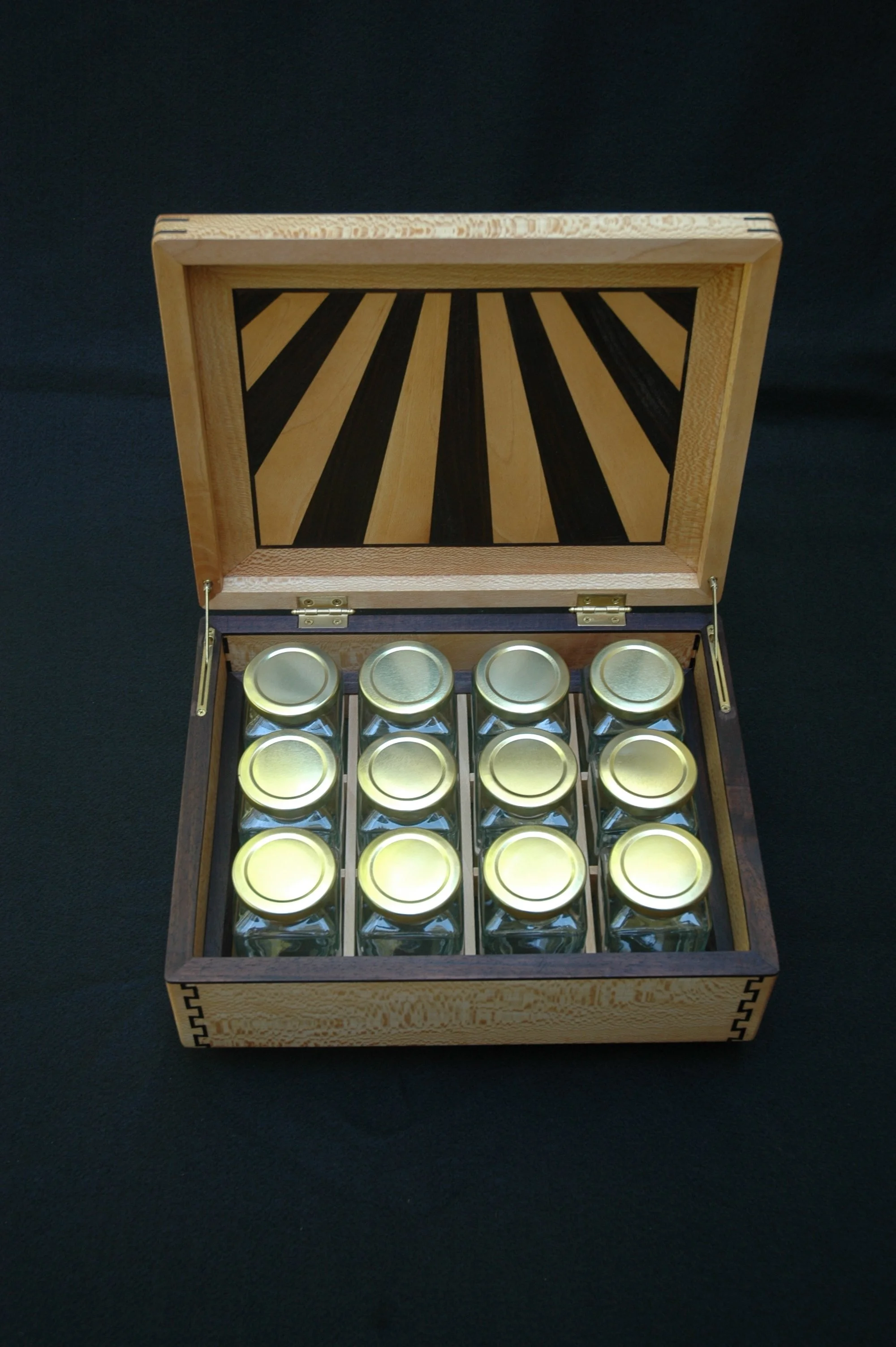 MvL garden seed storage #1

