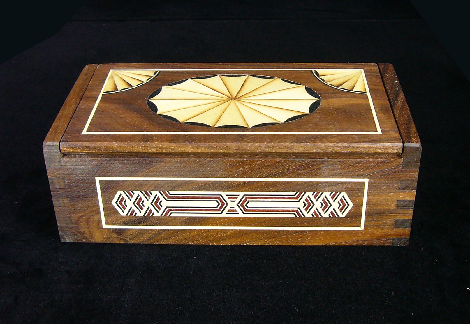 Box10.jpg