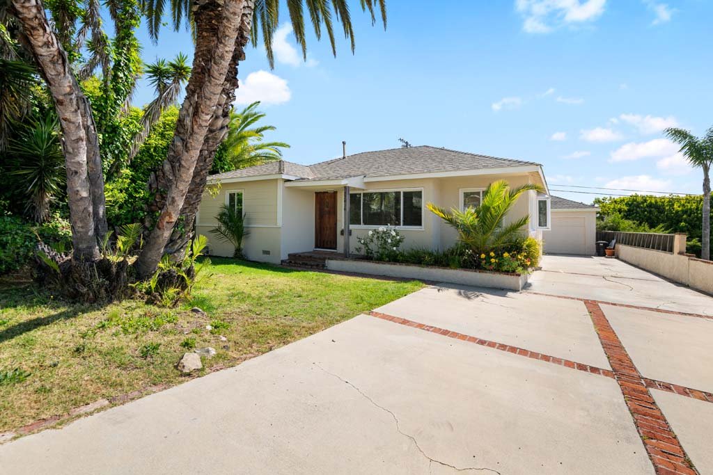 22414 Linda Drive-3.jpg