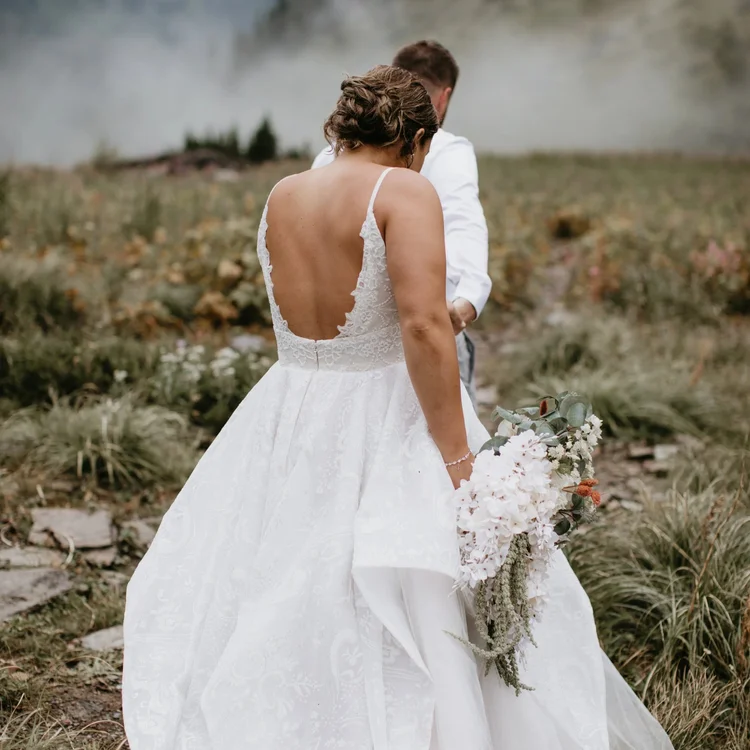 Wedding flowers with natural movement