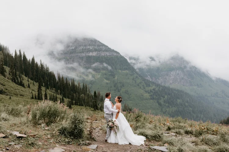 Garden-inspired wedding flowers