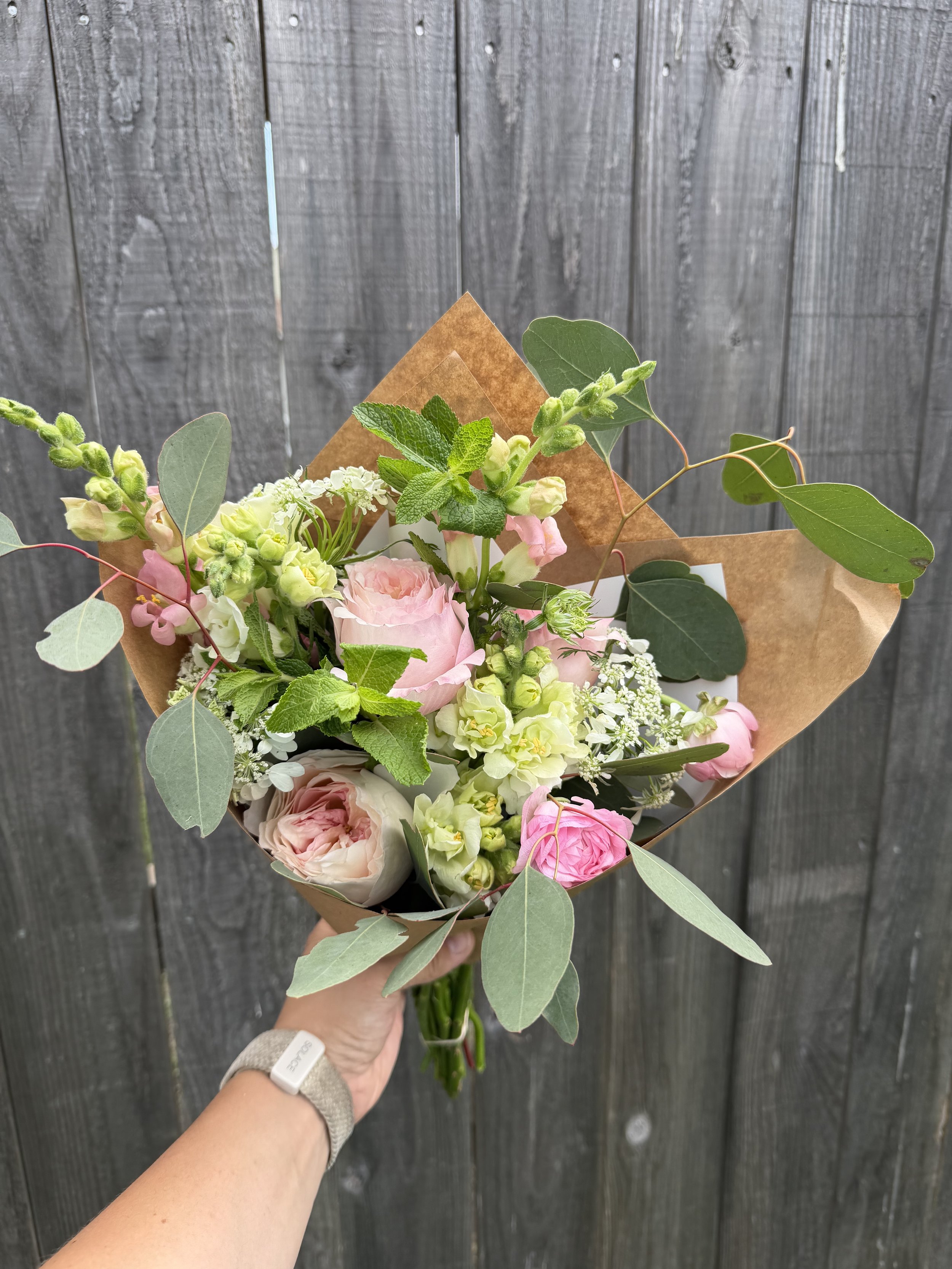 Med Pink Rose MD Bouquet.jpg