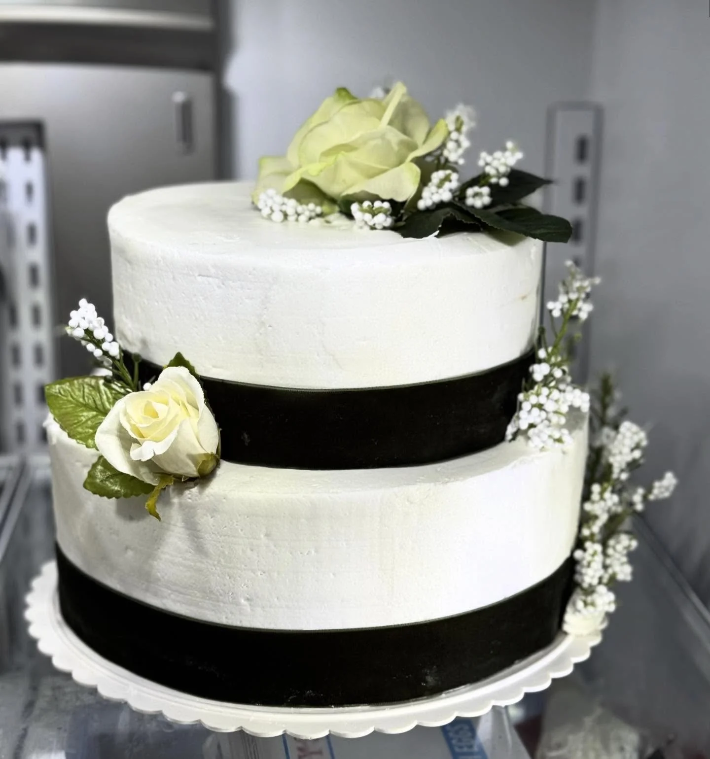 🤍 You know where to find me for your next special occasion 🖤