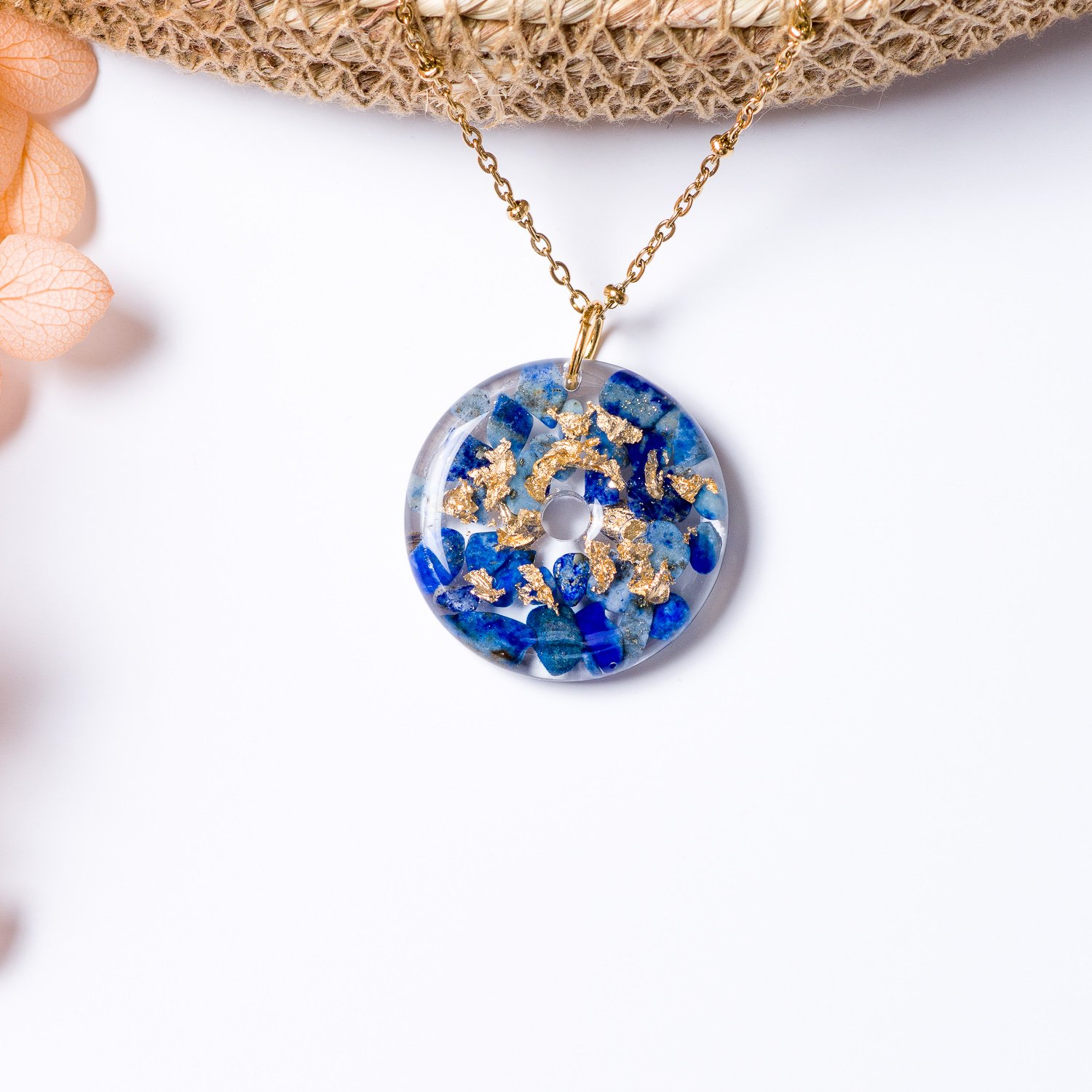 Round Lapis Lazuli Necklece