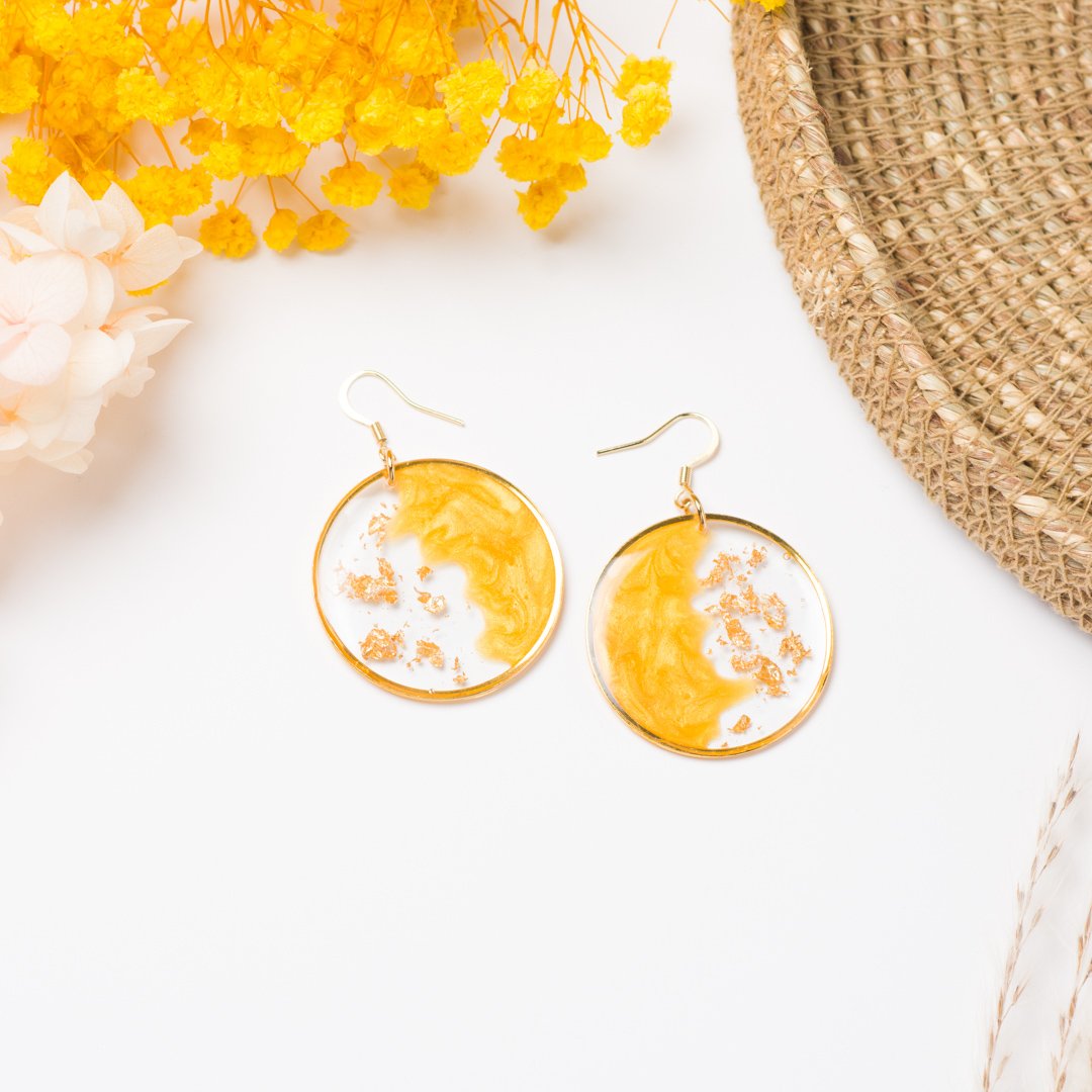 Round Frame Dangles