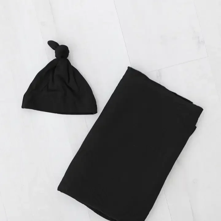 black swaddle set.webp