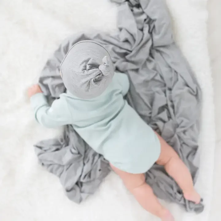 grey swaddle set.webp