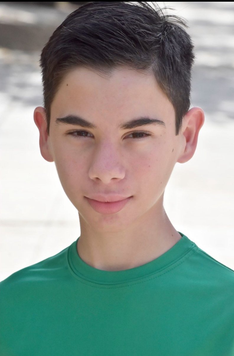 "Jason Morelos "Jr. King/Best Supporting Actor